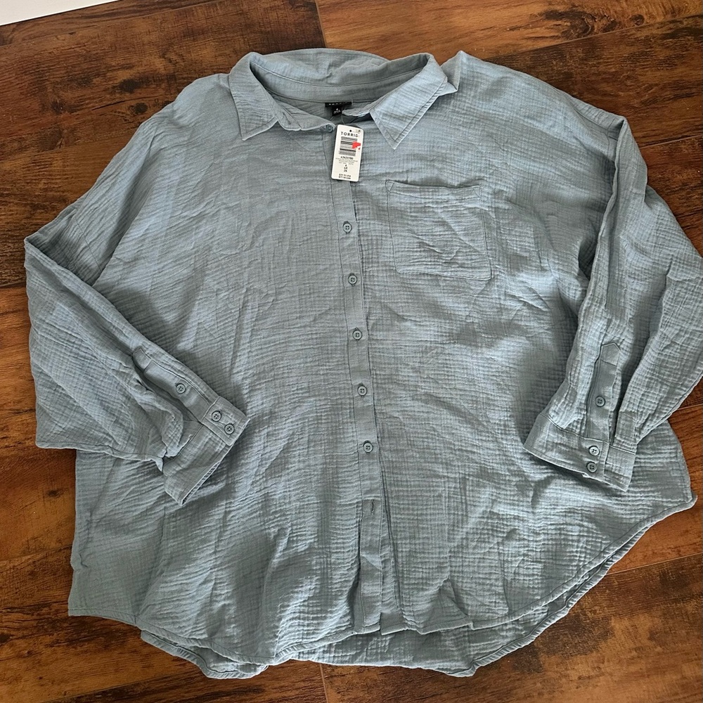 Torrid Cotton Gauze Collared Button-Up Shirt Women's Long Sleeve Light Blue 4X